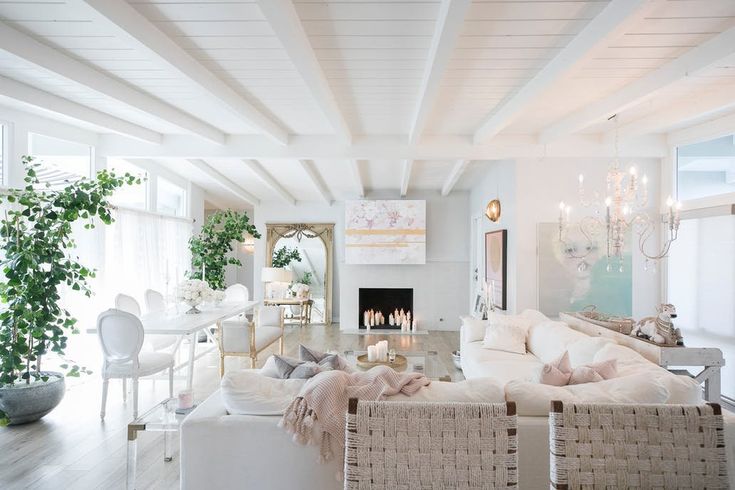 White Lilac Founder & Event Planner Extraordinaire Sunny Ravanbach's Fabulous California Home
