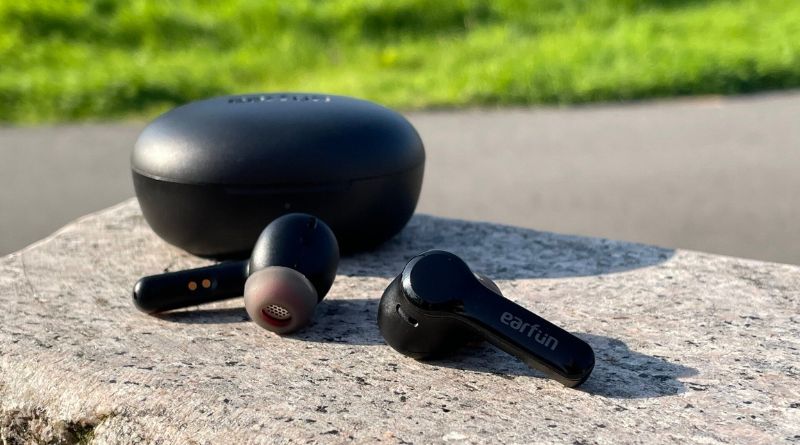 The Cheapest AirPods Sales and Deals in June 2022 - Don't Miss Out!